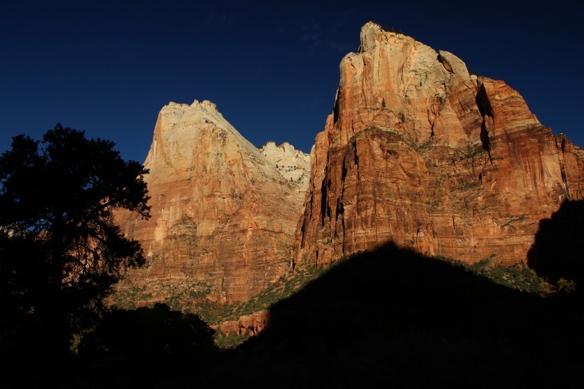 Zion NP Sandstone Mountains